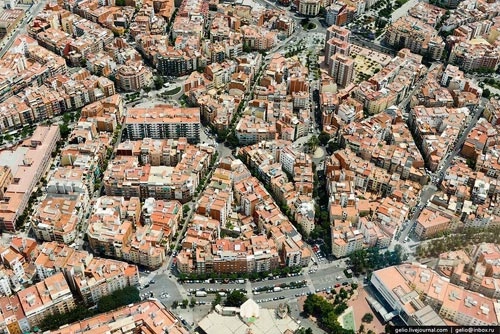Kiến trúc eixample barcelona khác hẳn việt nam