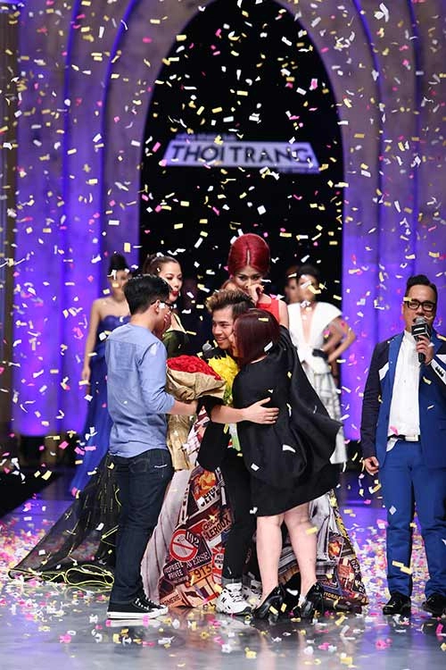 Lý giám tiền lên ngôi quán quân project runway 2014