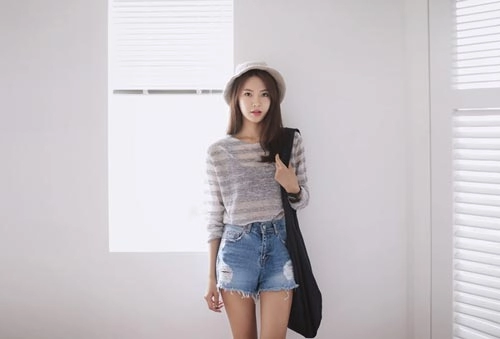 Mặc sooc jeans cạp cao cùng 5 gợi ý thú vị