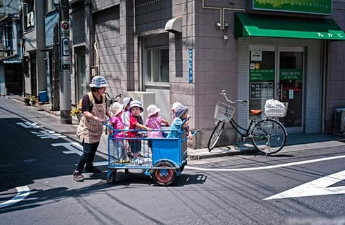 Mẫu giáo nhật khiến tôi phát thèm