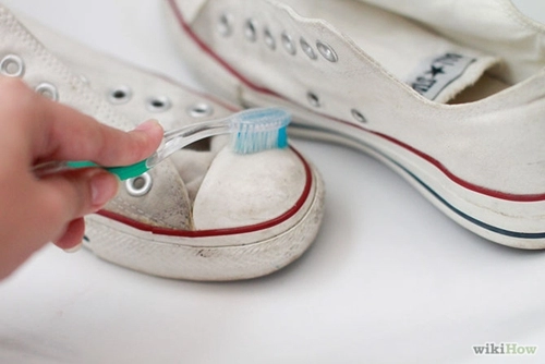 Mẹo giặt giày converse đúng cách