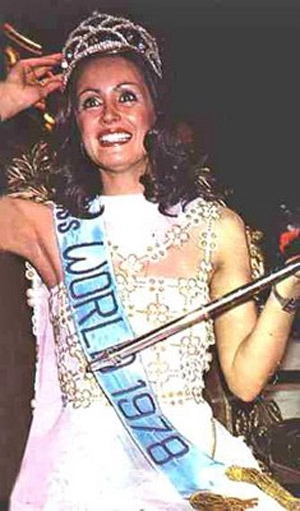 Ngắm 11 vương miện của lịch sử miss world