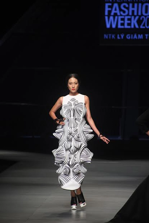 Những ấn số của vifw 2014 đã được mở tung