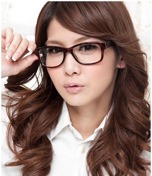 Những kiểu tóc đẹp cho cô nàng đeo kính