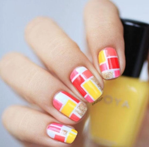 Những mẫu nail rực rỡ đón xuân trong ngày mưa gió