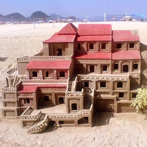 Những tác phẩm kiến trúc độc đáo từ cát