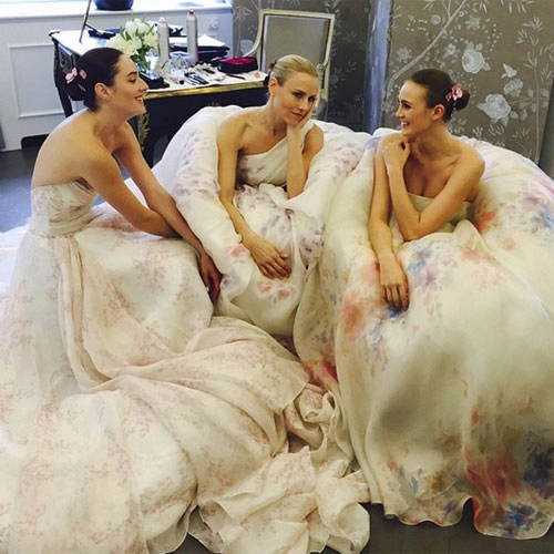 Những ý tưởng khó ngờ từ tuần lễ váy cưới xuân hè 2015