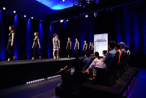 Project runway thí sinh căng thẳng chân dài thót tim