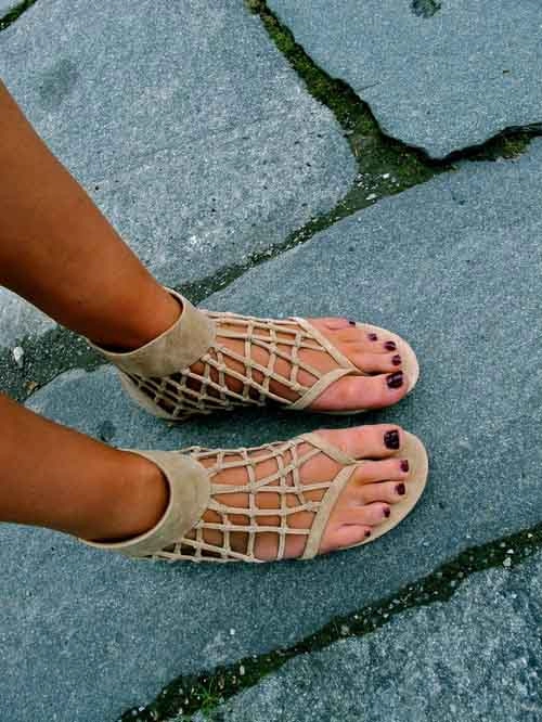 Sandal cho mùa đi biển