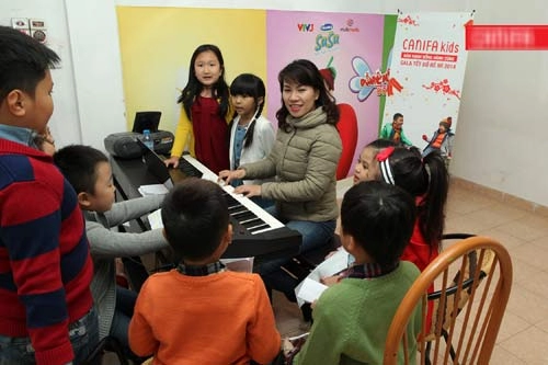 Sao nhí đồ rê mí tụ hội trong gala tết 2014