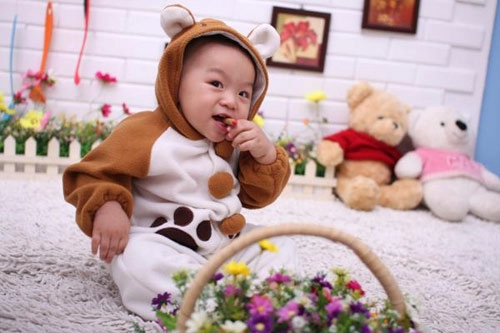 Siêu mẫu nhí nam kiệt cute hết sẩy