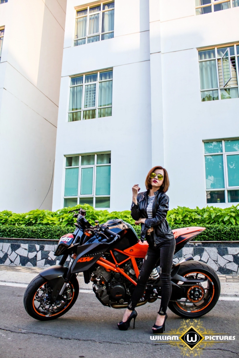 Song mã ktm 1290 super duke r tuyệt đẹp trong bộ ảnh thiên thần và ác quỷ tại việt nam