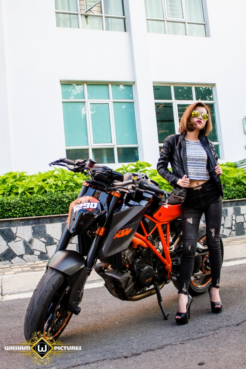 Song mã ktm 1290 super duke r tuyệt đẹp trong bộ ảnh thiên thần và ác quỷ tại việt nam