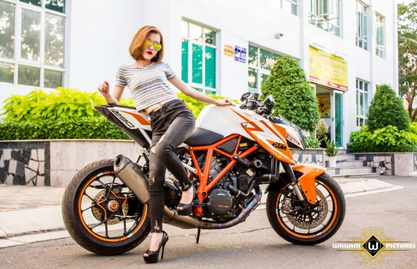 Song mã ktm 1290 super duke r tuyệt đẹp trong bộ ảnh thiên thần và ác quỷ tại việt nam