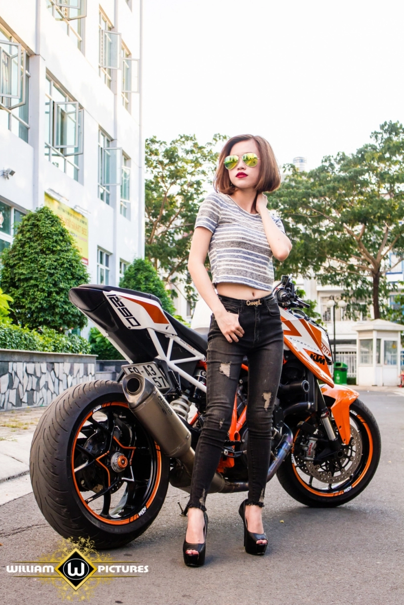 Song mã ktm 1290 super duke r tuyệt đẹp trong bộ ảnh thiên thần và ác quỷ tại việt nam