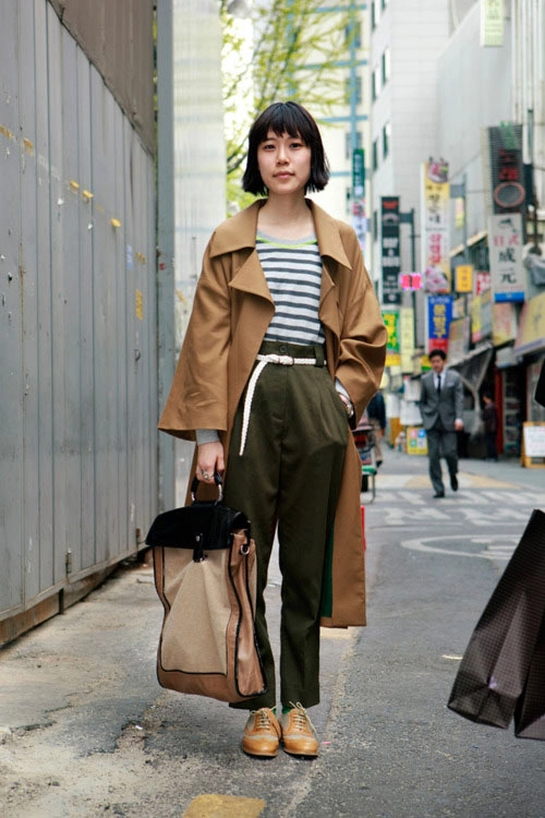 Street style ấn tượng của phố thời trang xứ hàn