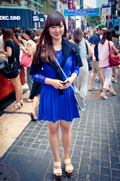 Street style ấn tượng của phố thời trang xứ hàn