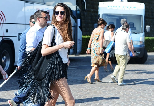 Street style ấn tượng tại paris fashion week