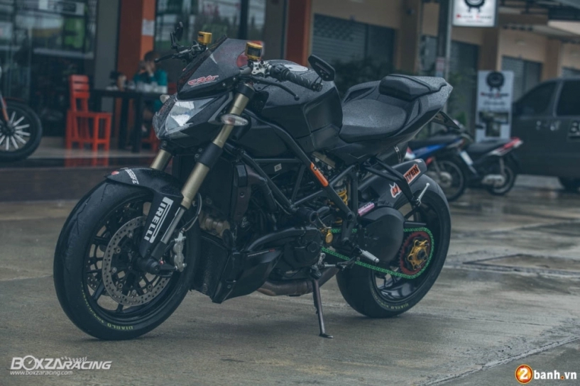 Sững sờ trước vẻ đẹp siêu ngầu của ducati streetfighter 848 độ từ thái