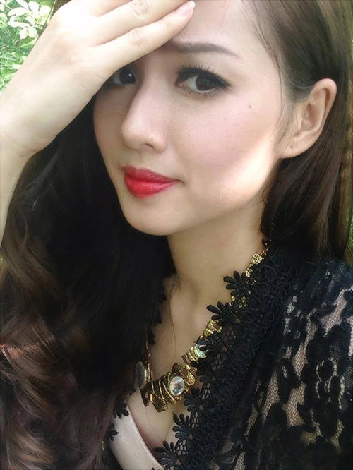 Tâm tít khoe tóc mới đúng mốt năm nay