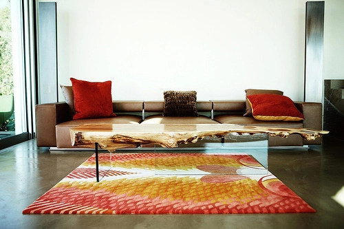 Thảm trải phòng khách rực rỡ sắc màu