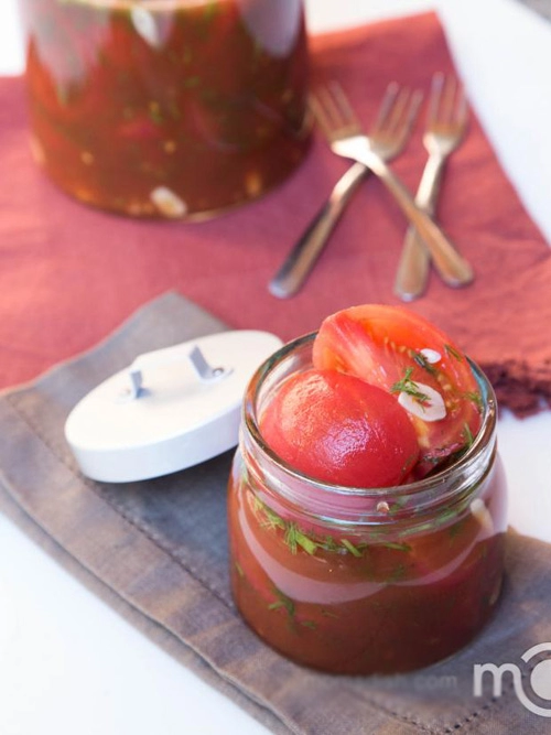 Thử làm cà chua ngâm muối