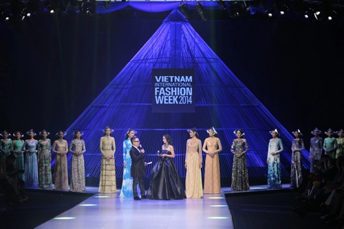 Top 4 show thời trang đáng xem nhất việt nam 2014