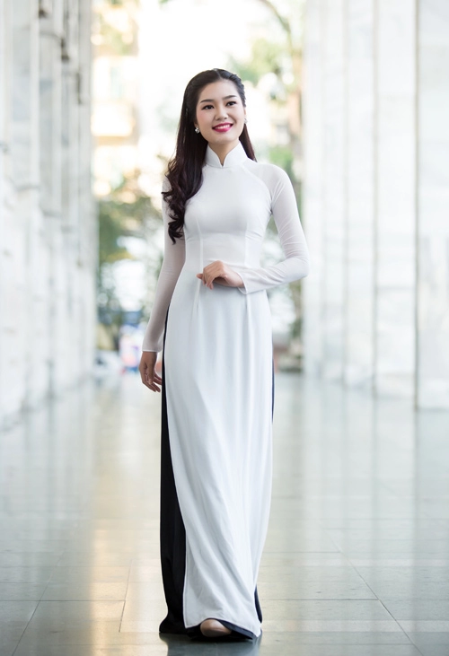 Top 5 hhvn 2014 đẹp dịu dàng trong tà áo dài