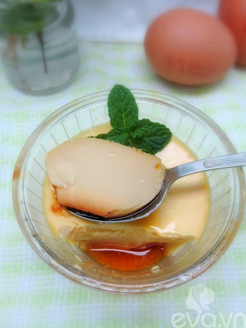 Tráng miệng với bánh flan nướng