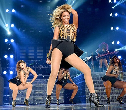 Trang phục sân khấu táo bạo của beyonce