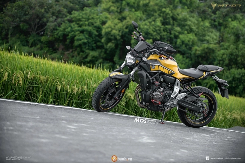 Vẻ đẹp huyền bí của yamaha mt-07 phiên bản kỷ niệm 60 năm độ full rider