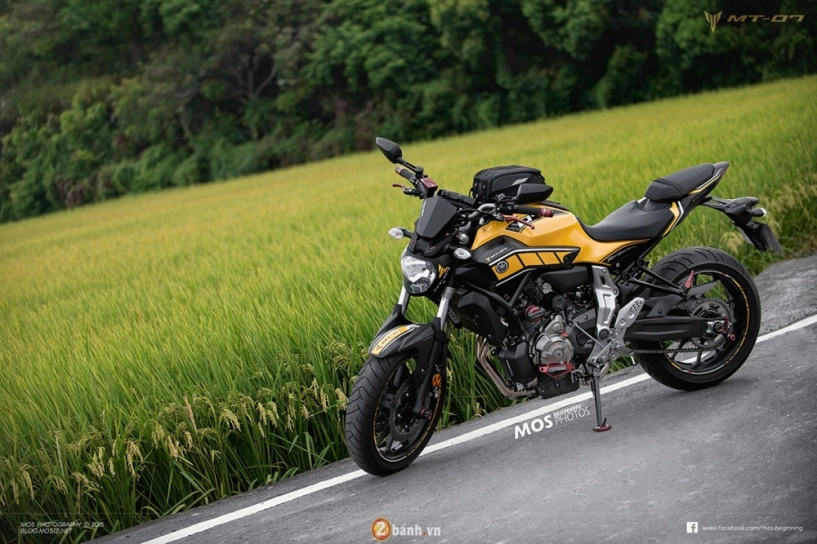 Vẻ đẹp huyền bí của yamaha mt-07 phiên bản kỷ niệm 60 năm độ full rider