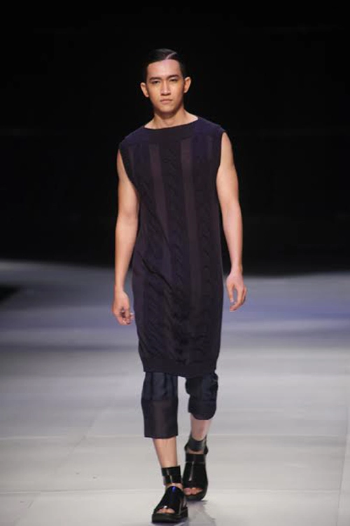 Vifw 2014 hoa mắt với váy độc đáo cho nam giới