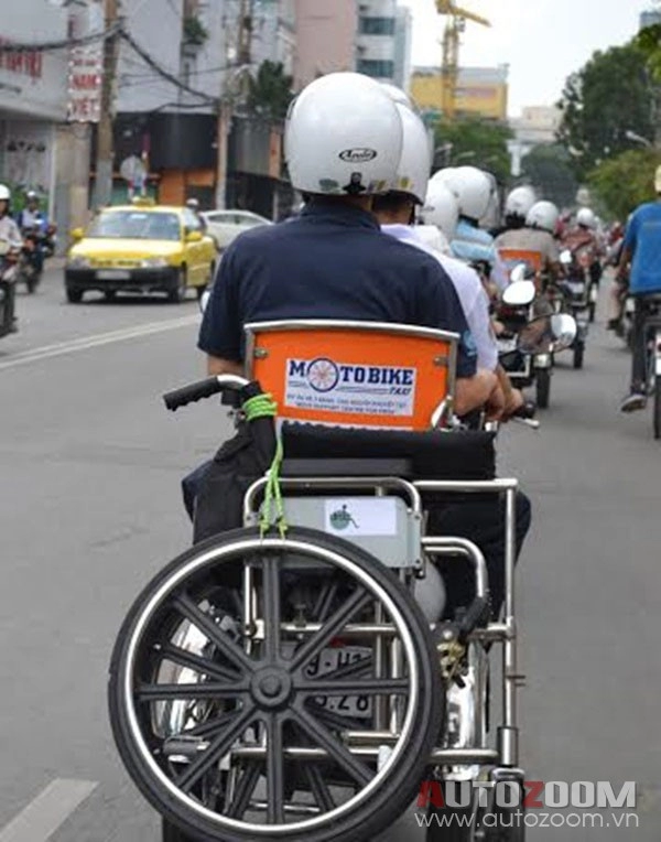Xe ôm 3 bánh dành cho người khuyết tật độc đáo tại sài gòn