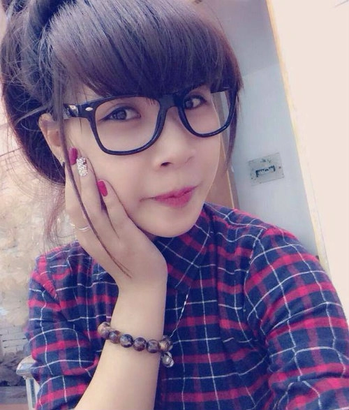 Xuất hiện nữ sinh viết báo đẹp không thua hot girl