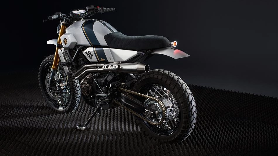 Yamaha xsr700 vô cùng ấn tượng trong bản độ tracker từ bunker customs cycle