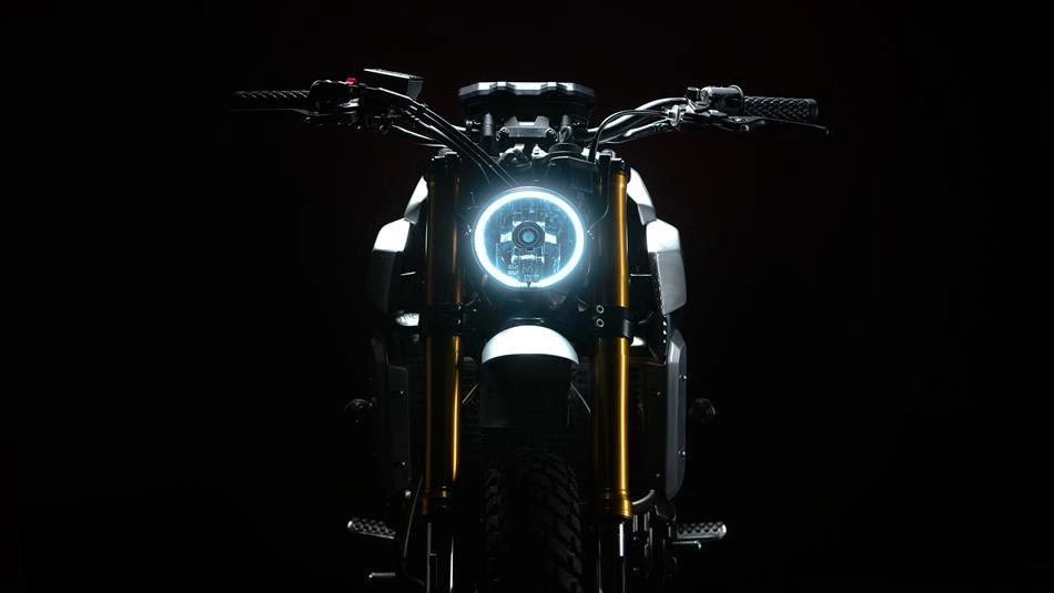 Yamaha xsr700 vô cùng ấn tượng trong bản độ tracker từ bunker customs cycle