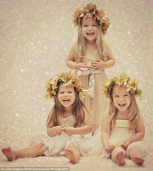 3 bé gái cùng trứng đẹp như thiên thần dưới ống kính của mẹ