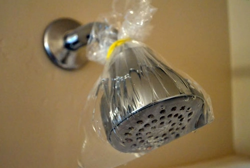 7 mẹo vệ sinh sạch vi khuẩn hết mùi hôi từ a-z trong nhà tắm
