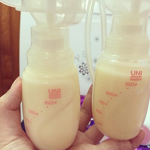 Bà mẹ hotgirl từng chuyển 15 lít sữa mẹ sang singapore