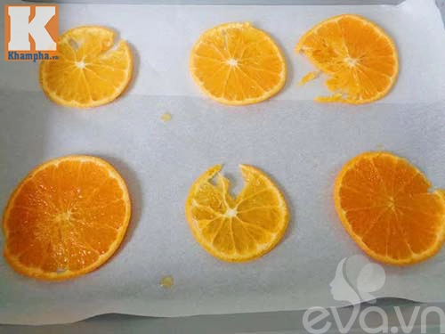 Bánh bông lan cuộn cam tươi ngon miễn chê ăn là mê