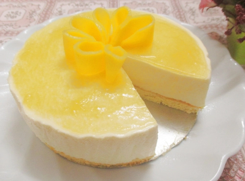 Bánh mousse xoài thơm mát