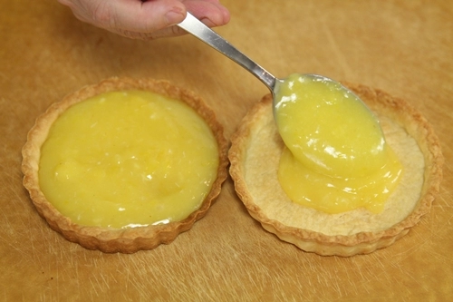 Bánh tart chanh trứng nhìn là mê