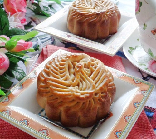 Bánh trung thu nướng nhân dừa vụn