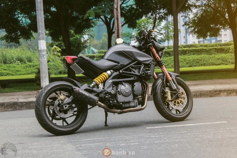 Benelli bj600gs lột xác theo phong cách dragster đầy cá tính