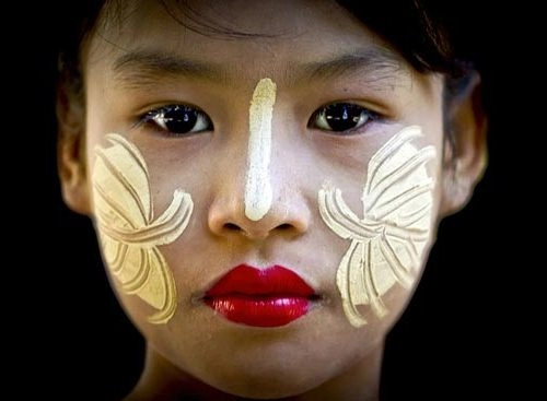 Bí kíp dưỡng da mịn màng chống nám của phụ nữ myanmar