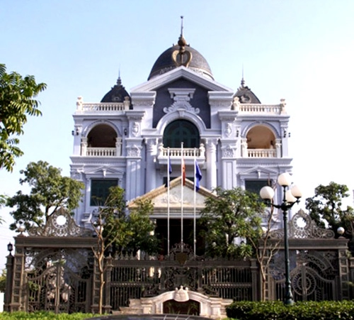Biệt thự cổ điển đầu tiên ở hà nội