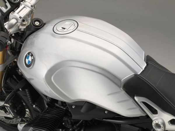 Bmw r nine t chất lừ với bản độ chính hãng