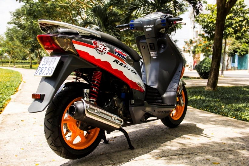 Bộ ảnh honda dylan đầy phong cách trong phiên bản repsol