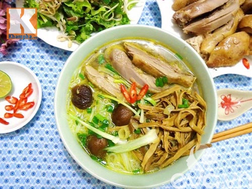 Bún măng gà thơm ngon bữa sáng